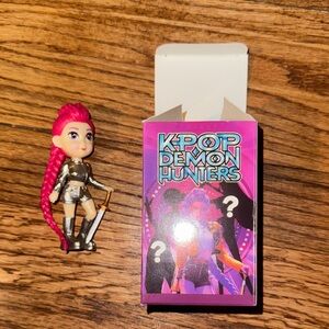 KPOP Demon Hunters Figurine with Pink Hair